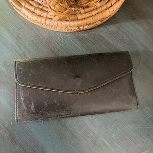 Fashion Able black leather wallet Local + global